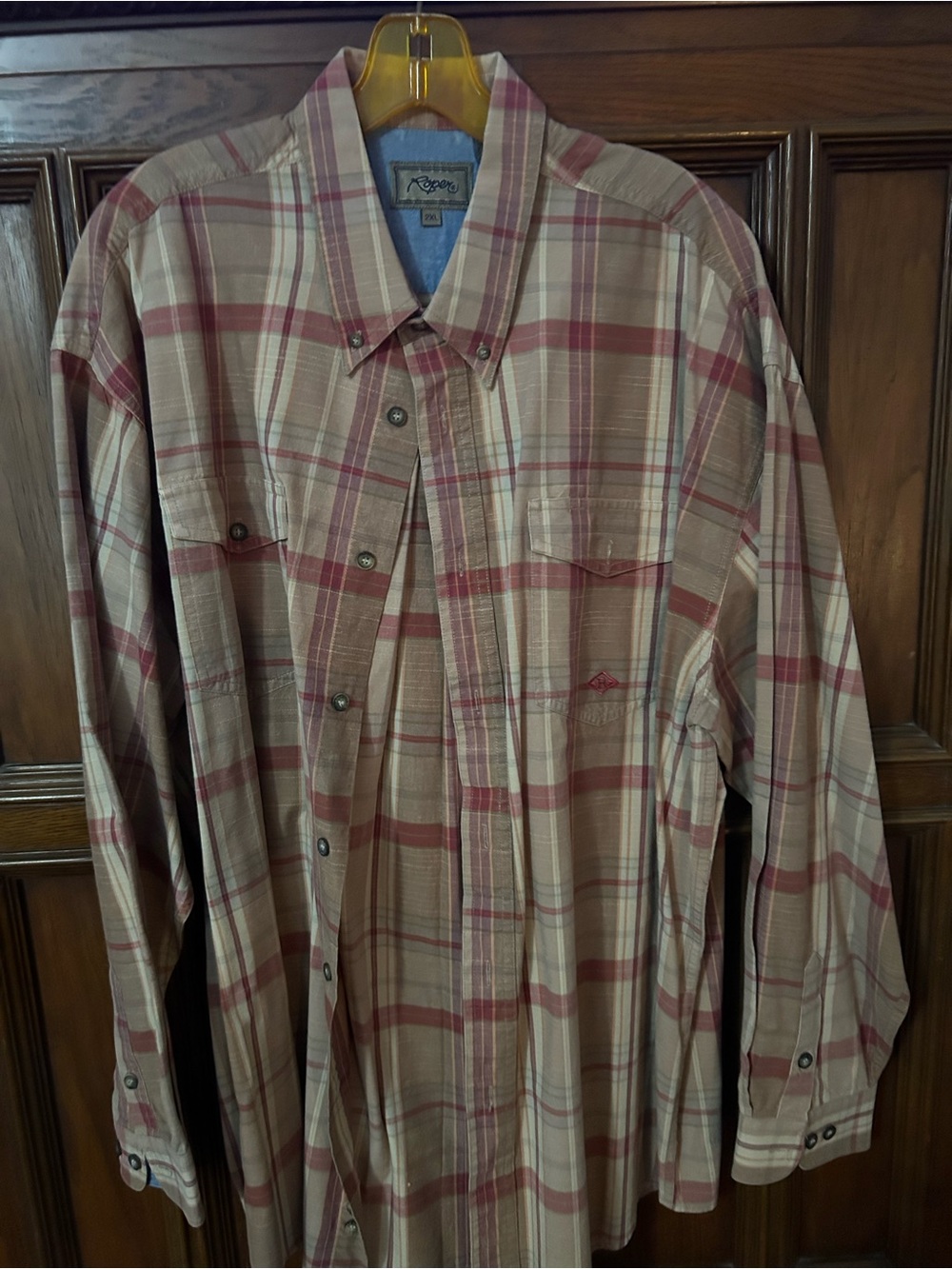 Roper Plaid Button-Up Shirt in Beige and Mauve